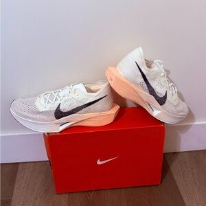 Nike ZoomX Vaporfly 3 Sail Guava Ice Men’s 12 Brand New in Box - Race Ready!